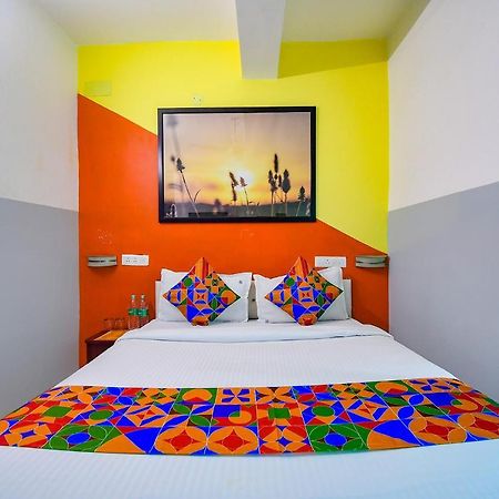 Fabhotel Luxury Stay Liluah Exterior photo